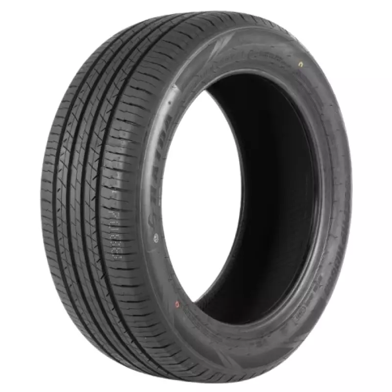 Pneu 215 55 R17 Ideal para veículos de passeio com conforto